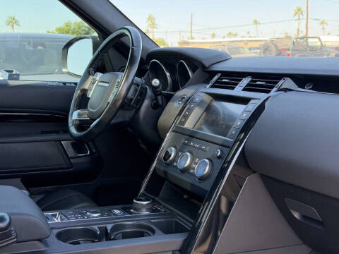 2017 Land Rover Discovery SE