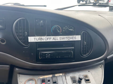 1999 Ford E-Series E-350 SD