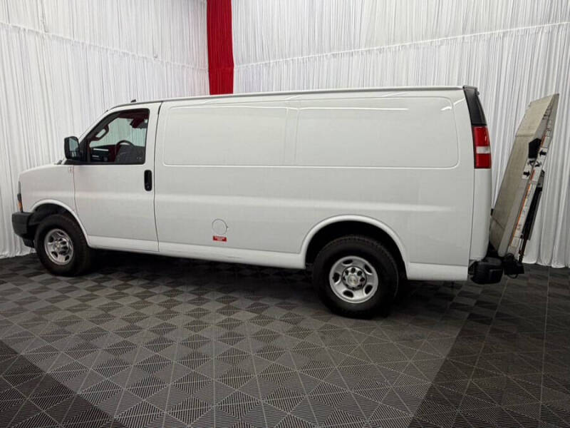 2021 Chevrolet Express 3500