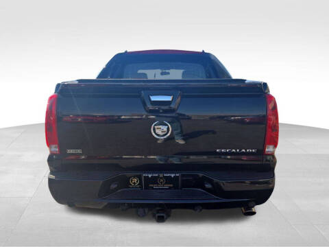 2011 Cadillac Escalade EXT Luxury