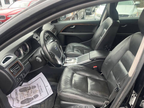 2012 Volvo XC70 T6 Platinum