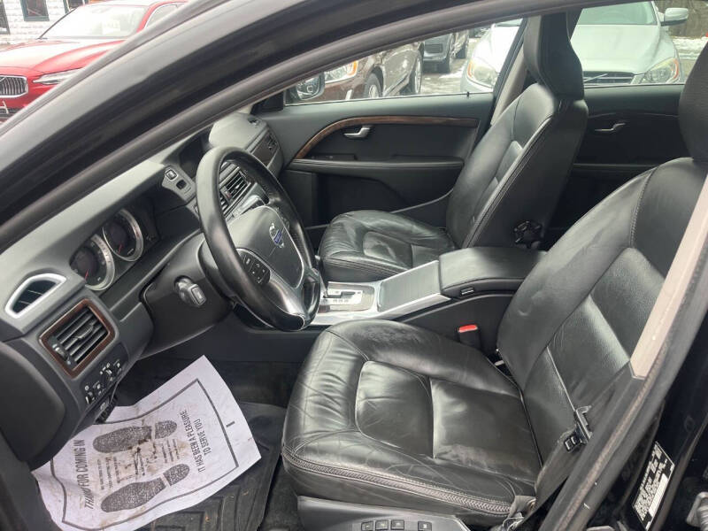 2012 Volvo XC70 T6 Platinum