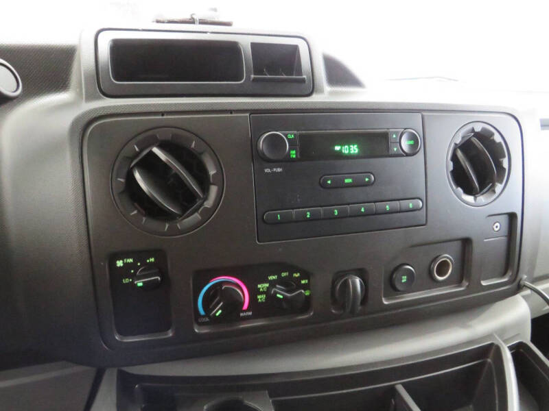 2019 Ford E-Series E-450 SD