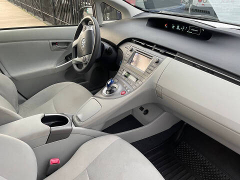 2013 Toyota Prius Three