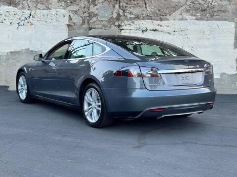 2013 Tesla Model S