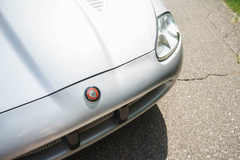 2001 Jaguar XKR