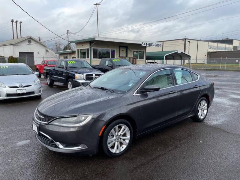 2015 Chrysler 200 Limited's photo
