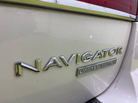 2008 Lincoln Navigator L