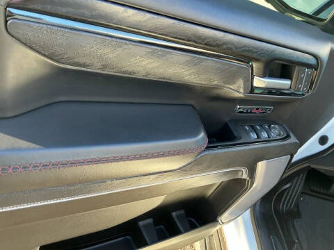 2023 GMC Sierra 1500 AT4X