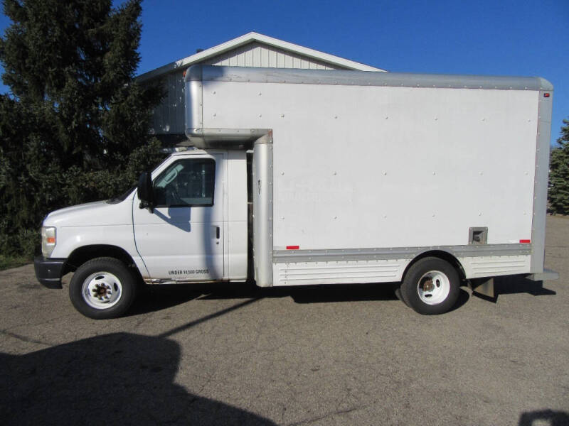 2010 Ford E-Series E-450 SD