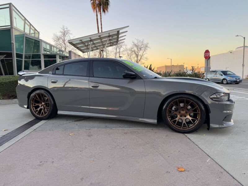 2019 Dodge Charger R/T