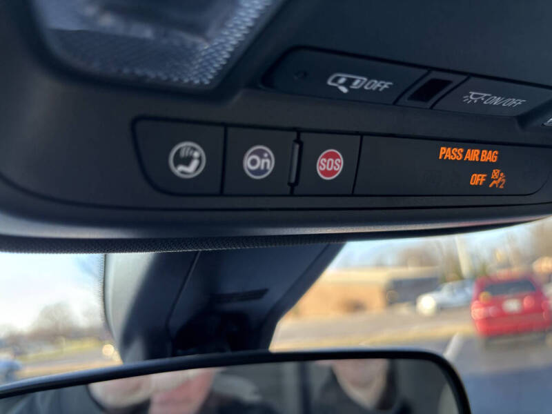 2022 Chevrolet Traverse LS