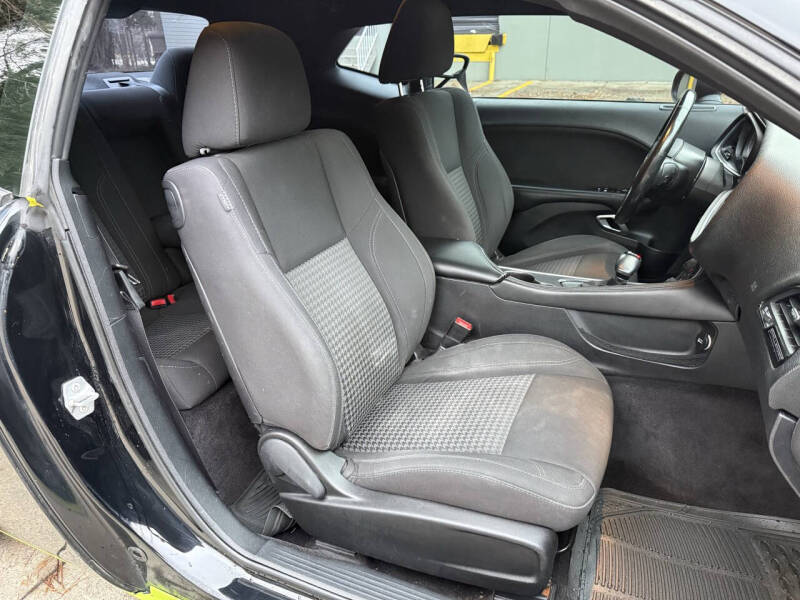 2016 Dodge Challenger SXT