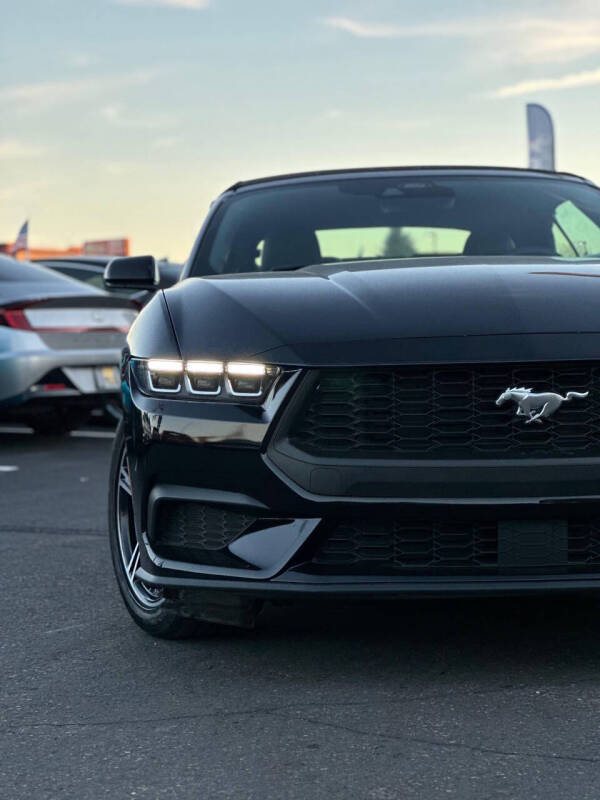 2025 Ford Mustang EcoBoost Premium