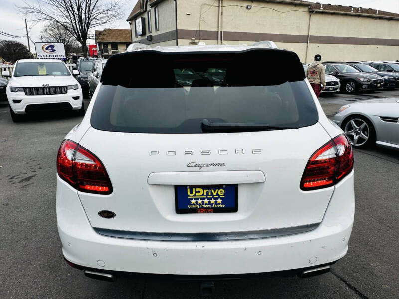 2014 Porsche Cayenne Platinum