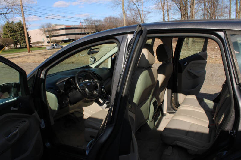 2014 Ford C-MAX Hybrid SE