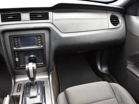 2014 Ford Mustang V6