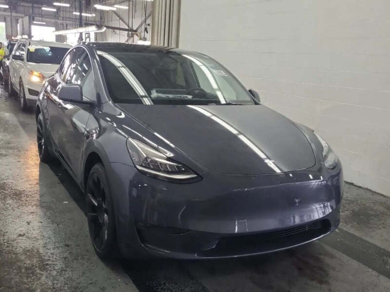 2023 Tesla Model Y Long Range