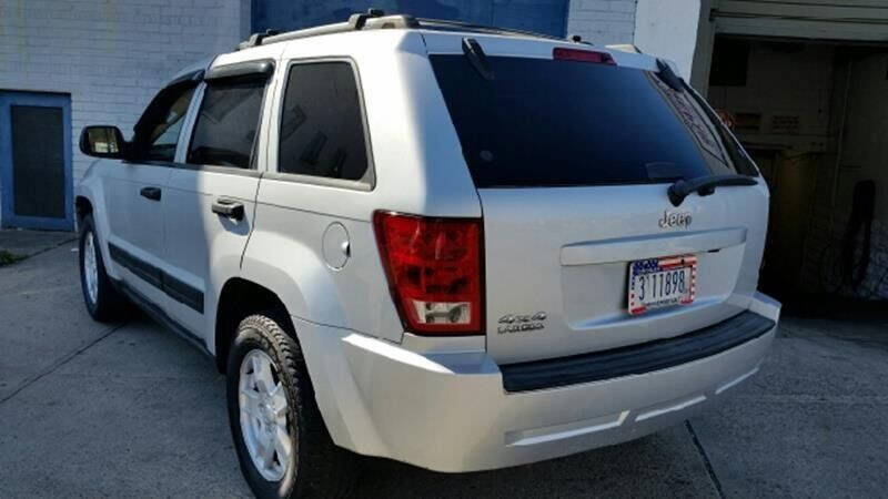 2006 Jeep Grand Cherokee Laredo