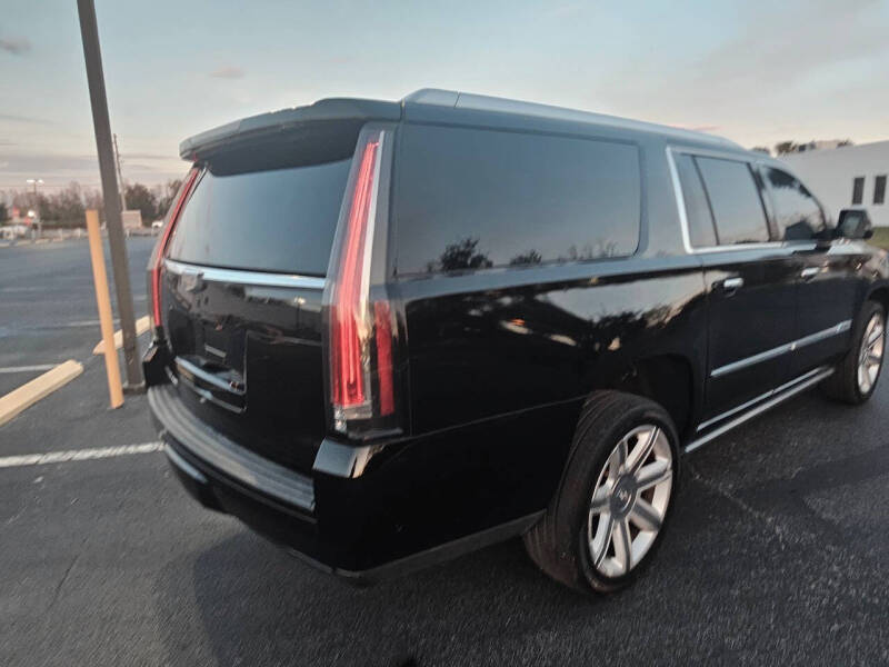 2017 Cadillac Escalade ESV Premium Luxury