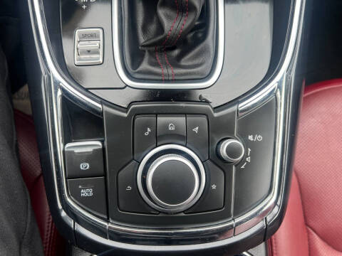 2023 Mazda CX-9 Carbon Edition