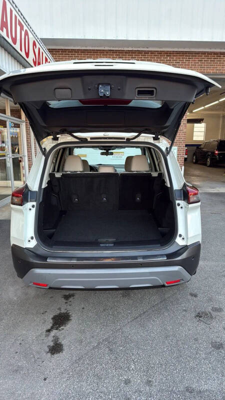 2023 Nissan Rogue SV