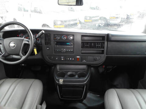 2016 Chevrolet Express 2500