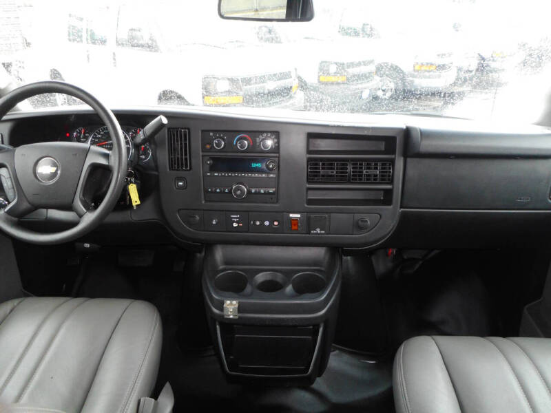 2016 Chevrolet Express 2500