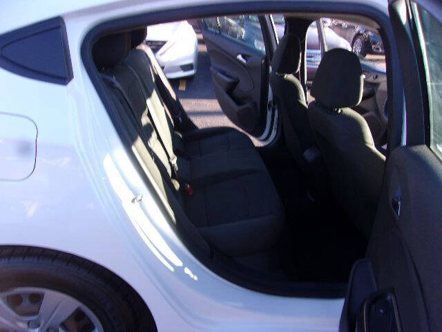 2017 Chevrolet Cruze LS Auto