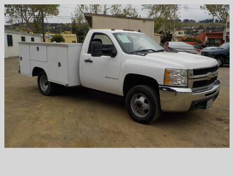 2009 Chevrolet Silverado 3500HD CC for sale at Royal Motor in San Leandro CA