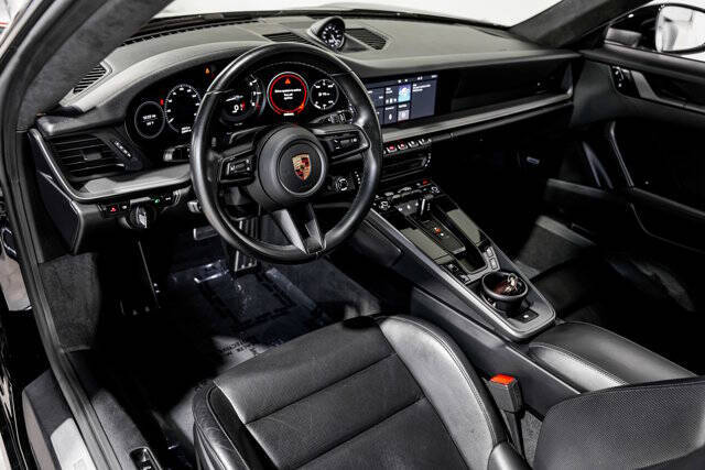 2020 Porsche 911 Carrera S