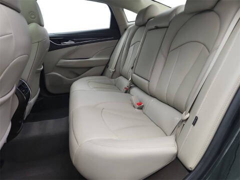 2017 Buick LaCrosse Essence