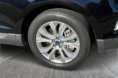 2021 Ford Edge Titanium