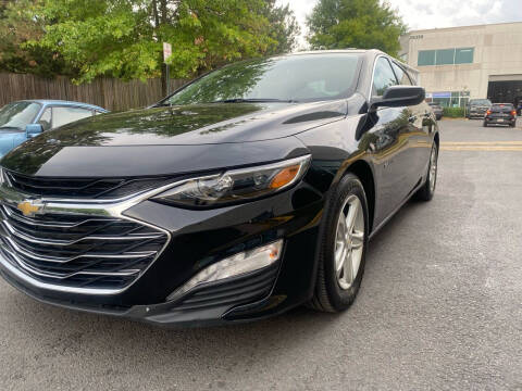 2022 Chevrolet Malibu for sale at Super Bee Auto in Chantilly VA