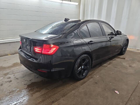 2014 BMW 3 Series 320i