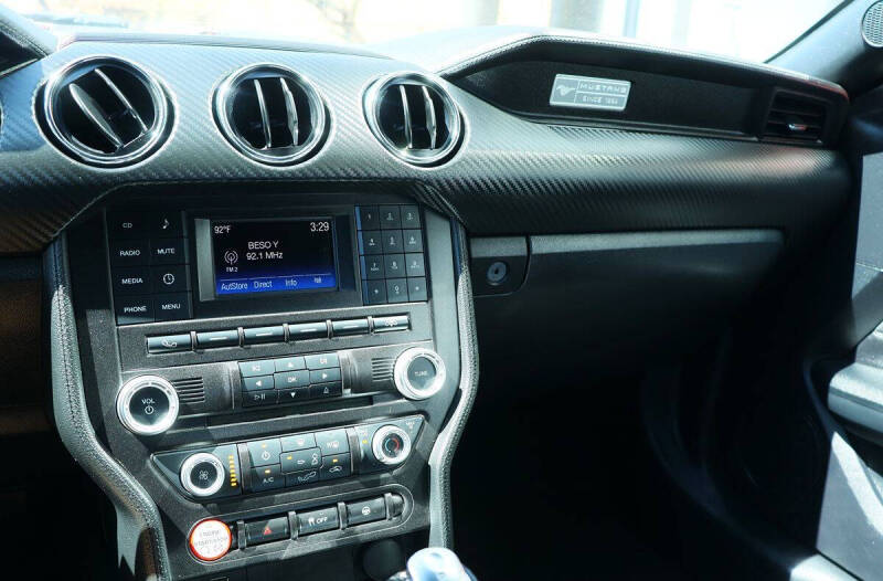 2015 Ford Mustang V6