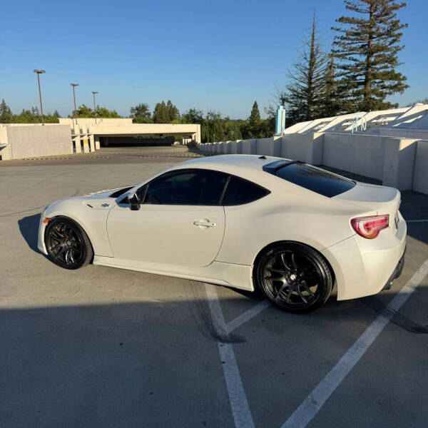 2013 Scion FR-S