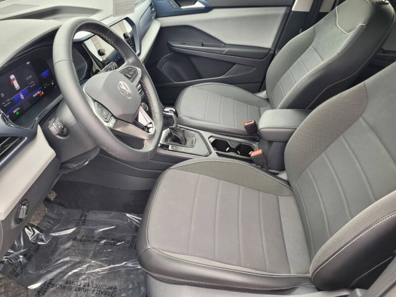 2023 Volkswagen Taos SE