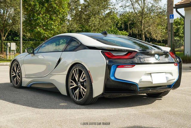 2015 BMW i8