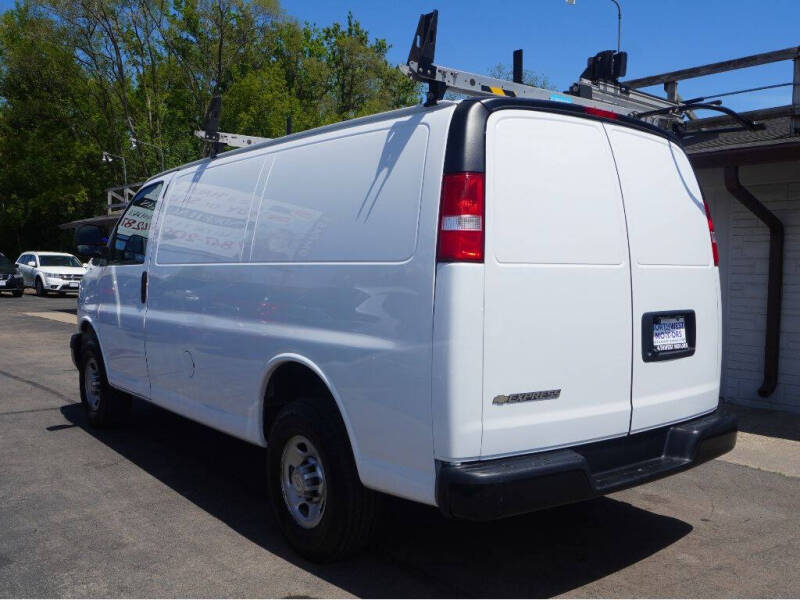 2021 Chevrolet Express 2500