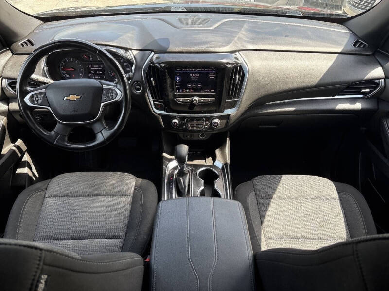 2023 Chevrolet Traverse LT