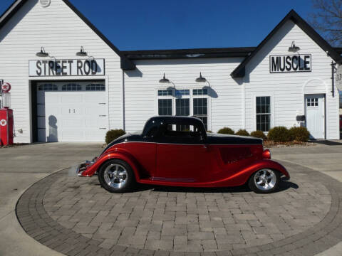 1933 Ford Custom Deluxe