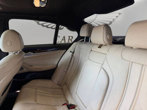 2017 BMW 5 Series 540i