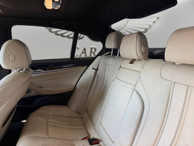 2017 BMW 5 Series 540i