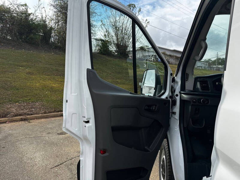 2026 Ford Transit 250