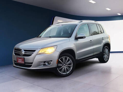 2011 Volkswagen Tiguan for sale at LUNA CAR CENTER in San Antonio TX