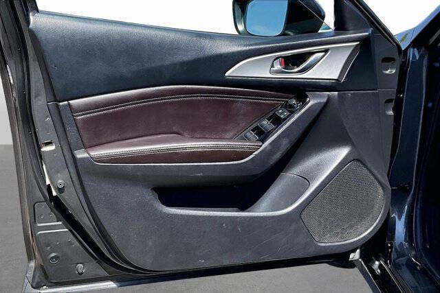 2017 Mazda MAZDA3 Touring