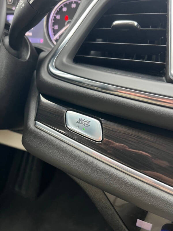 2021 Buick Enclave Essence