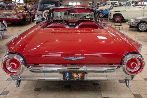 1962 Ford Thunderbird
