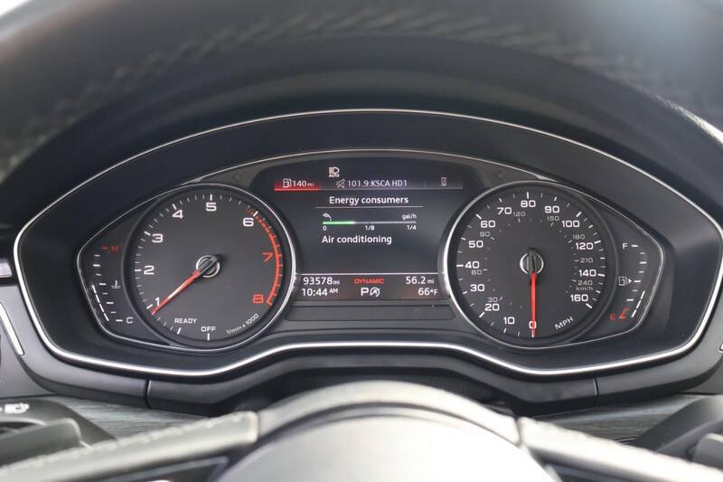 2021 Audi A4 quattro Premium 40 TFSI